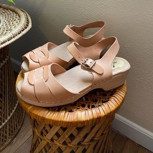 Lottas From Stockholm Peep Toe Clogs